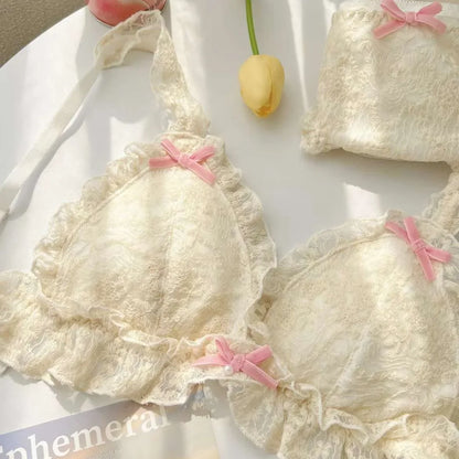 Japanese girl underwear female sweet cute pure desire without underwire bow lace edge thin bra set.