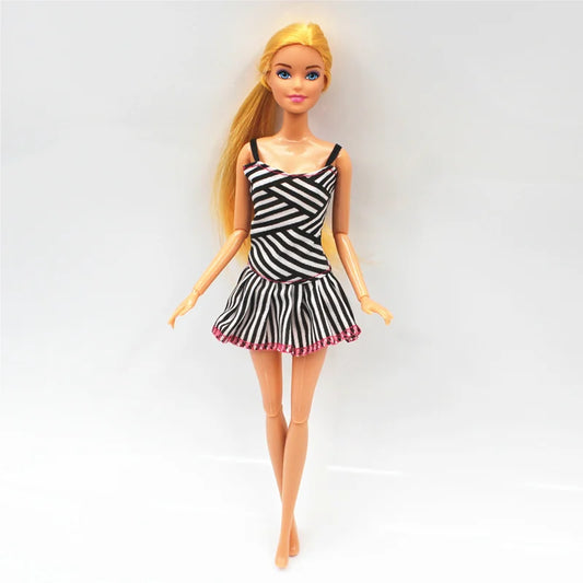 New 30cm 11 Joints Movable Doll with Clothes 1/6 Doll with Skirt Girls Play House Diy Dress Up Toy Gifts.