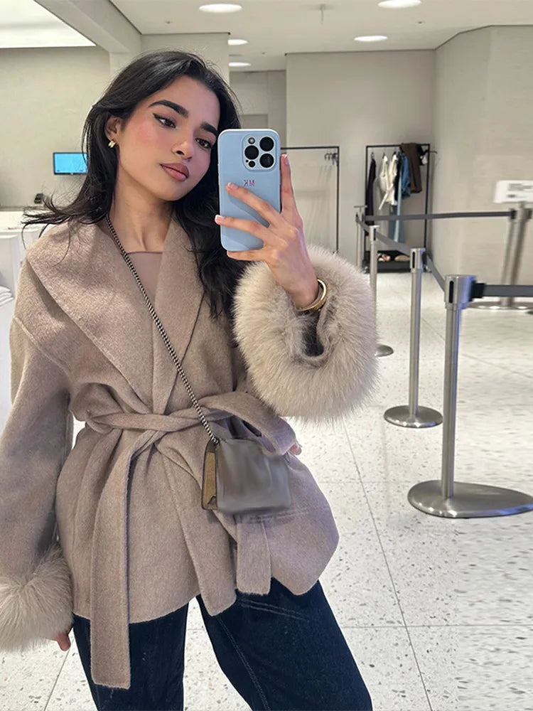 Frauen Mäntel Elegante Revers Plüsch Mit Gürtel Faux Pelz Hülse Tweed Offenen Mantel Weibliche 2025, Herbst Winter Mode Dame streetwear.