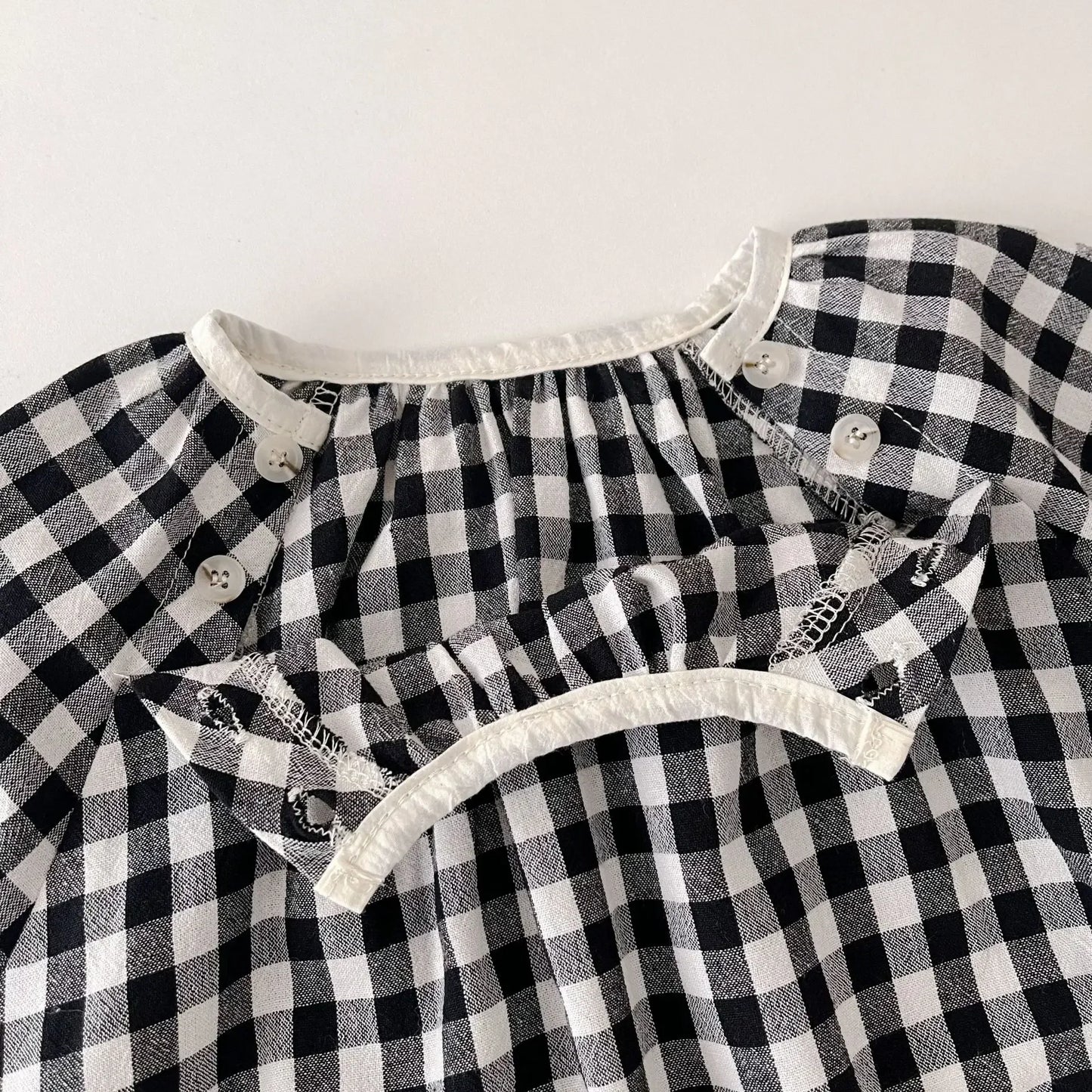 Frühling Herbst Ins Neugeborenen Plaid Langarm Body Lose Junge Baby Onesie Casual Kind Mädchen Baumwolle Strampler Kleinkind Kleidung.