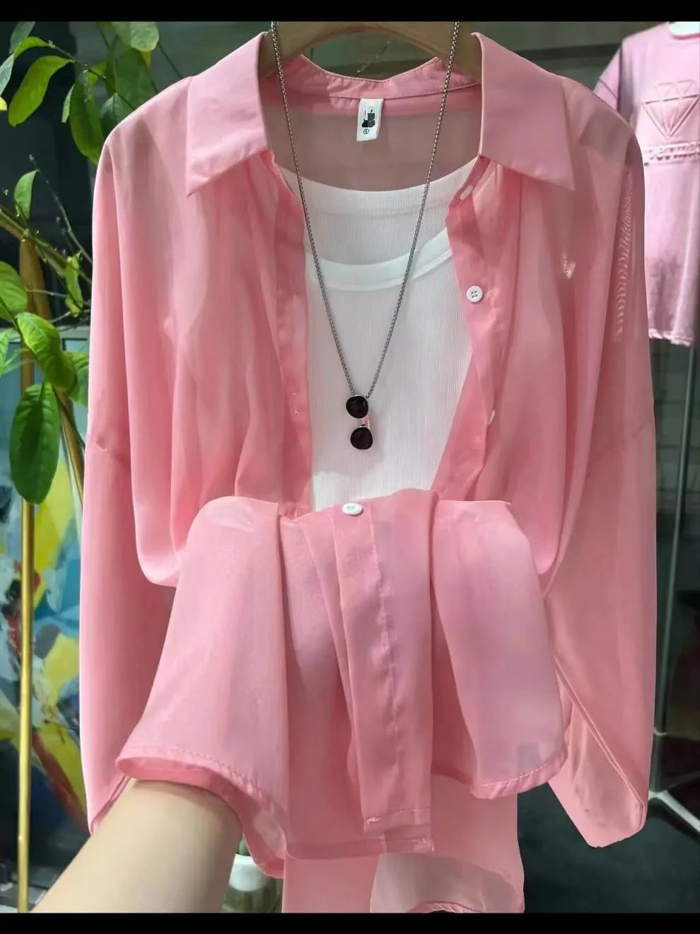 1pcs Woman Four Seasons Shirt Lady Thin Sunscreen Shirts Female Casual Long Sleeve Turn-down Collar Loose Med-Length Style Tops.