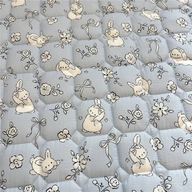 1pc Thicken Bed Cover Cartoon Print Bedspread Non-slip Mattress Protector Quilted Soft Bed Linen 매트리스 커버 (No Pillowcase).