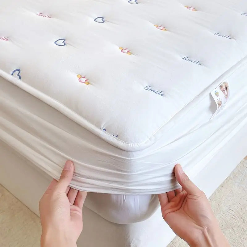 Cotton Mattress Single-piece Simmons Mattress Protective Cover Non-slip Fixing Bed Dust Cover.