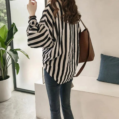 1pcs Woman Spring Autumn Stripe Shirts Lady Casual Long Sleeve Turn-down Collar Loose Shirt Female Chiffon Temperament Tops.