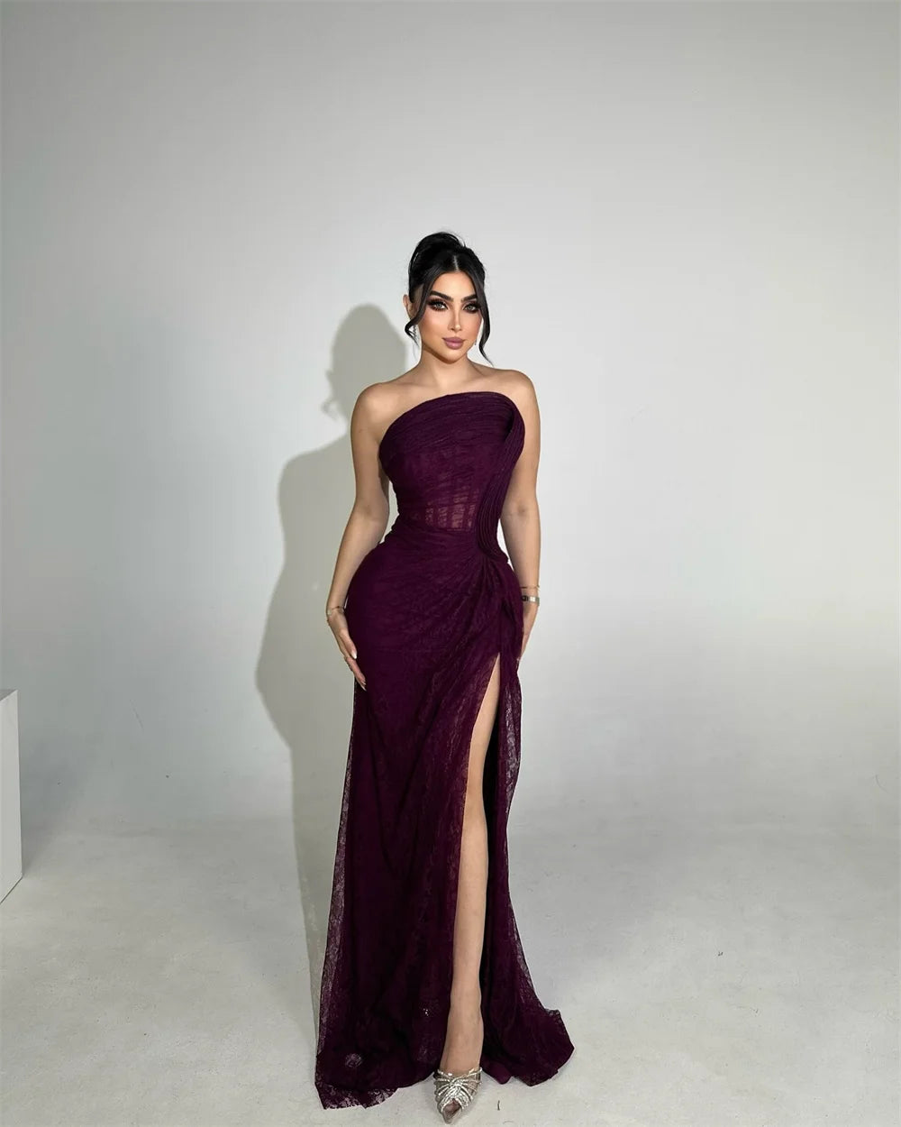 Sansa maßgeschneiderte trägerlose, ärmellose Meerjungfrau-Abschlussballkleider, bodenlang, mit Schnürung, فستان • Na__ Julie – Partykleider mit seitlichem, hohem Schlitz.