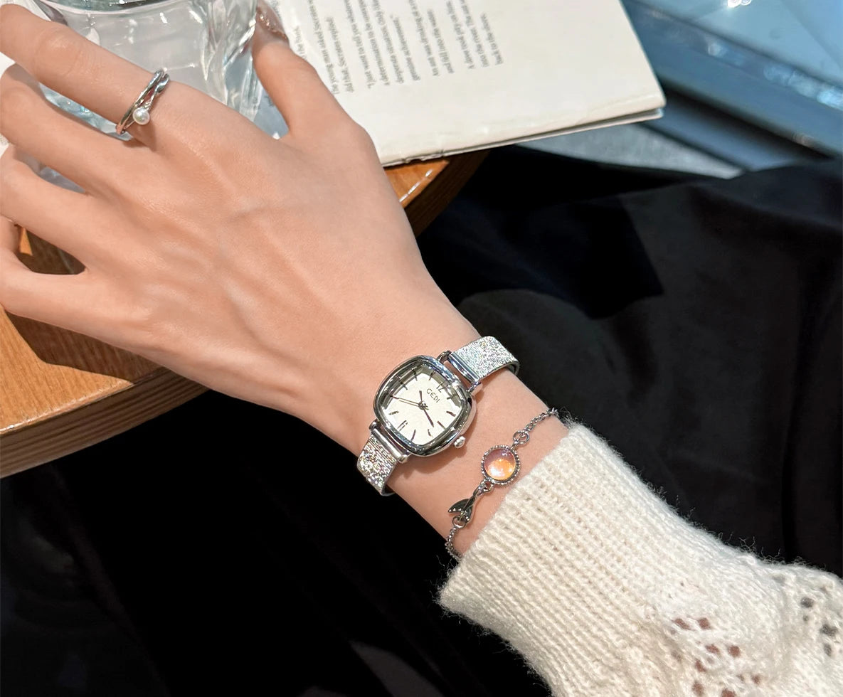 GEDI Golden Watch Light Luxury Quartz Stainless Steel Watch Casual Fashion Dress Temperament Waterproof Women's Wristwatches.