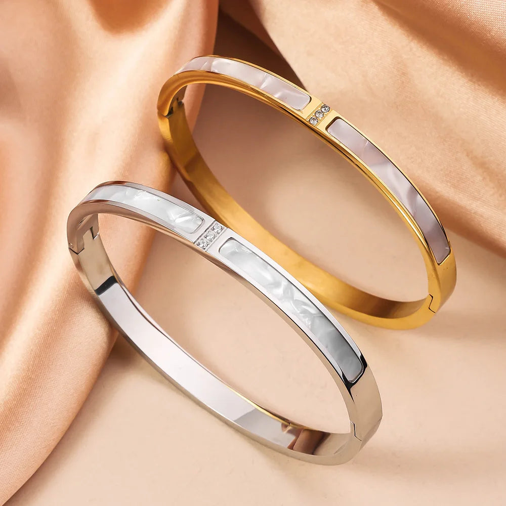 UILZ 316L Stainless Steel Exquisite Nail Brand Bracelets For Women American Trendy Shining Zircon Screw Not fading Bangle Gift.