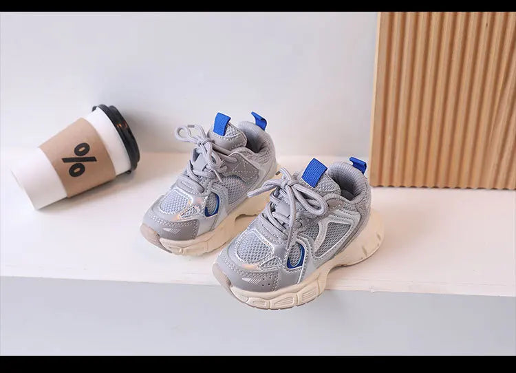 Kids Casual Sports Shoes with Thick Soles Boys Girls Fashion Versatile Sneakers 2024 New Children Mesh Breathable Running Shoes.