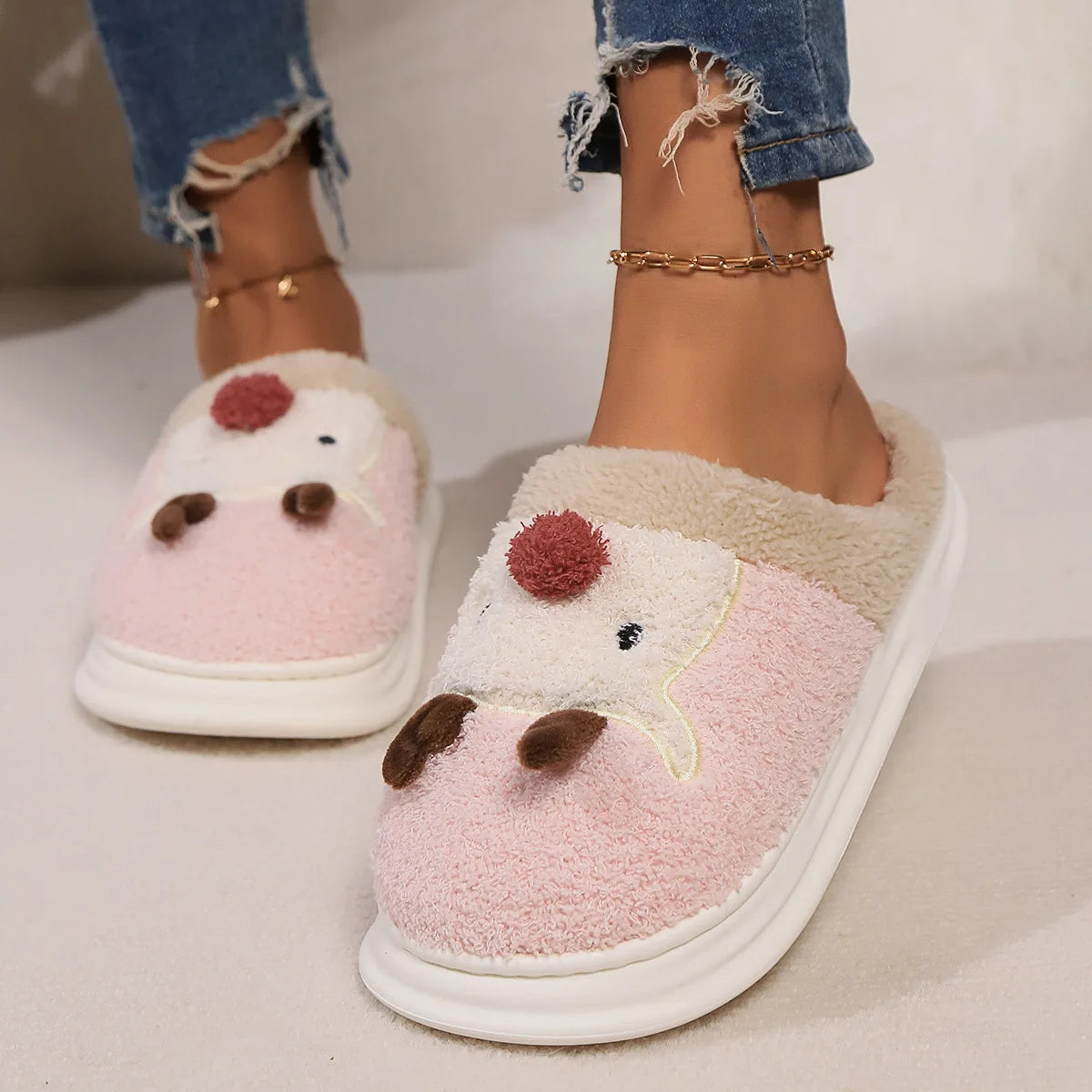 Smile PoP Cute Women Slippers Indoor Fuzzy Women House Slippers Classic Cartoon Casual Home Shoes Warm Bedroom  Animals Shoes.