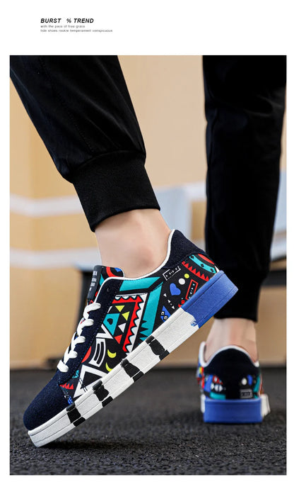 High quality Red Vulcanized Shoes For Men Unisex Casual Sneakers 46 Size Fashion Graffiti Flat Sneakers Men Skateboard Shoes.