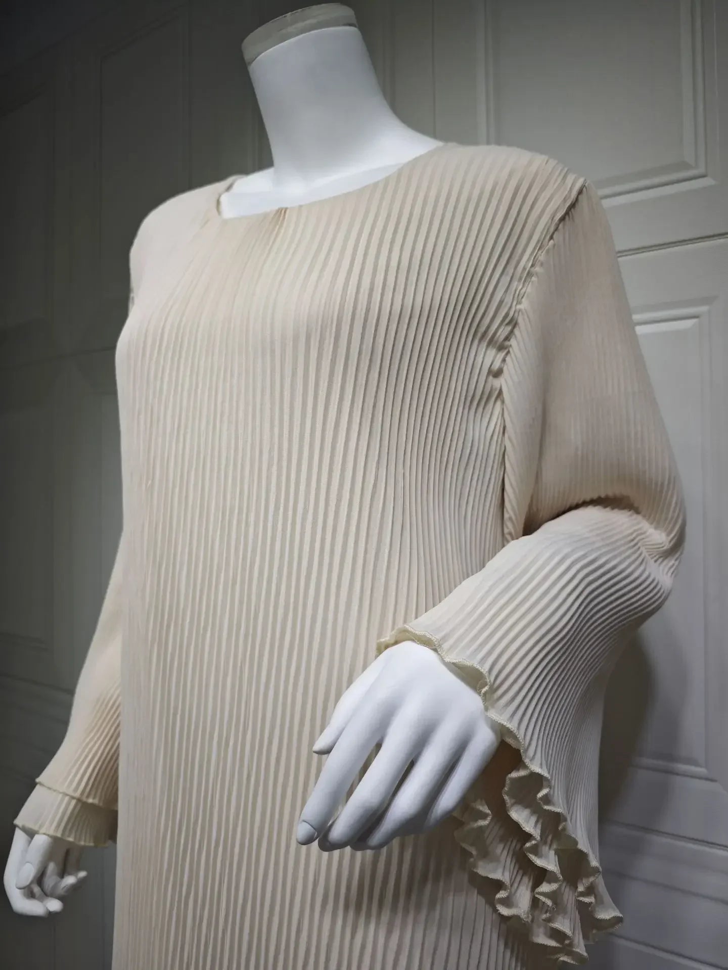 Eid muslimisches Kleid für Frauen Plissee Flare Ärmel Jalabiya Kaftan Islam Vestidos arabische lange Robe Ramadan Marokko Dubai Abayas