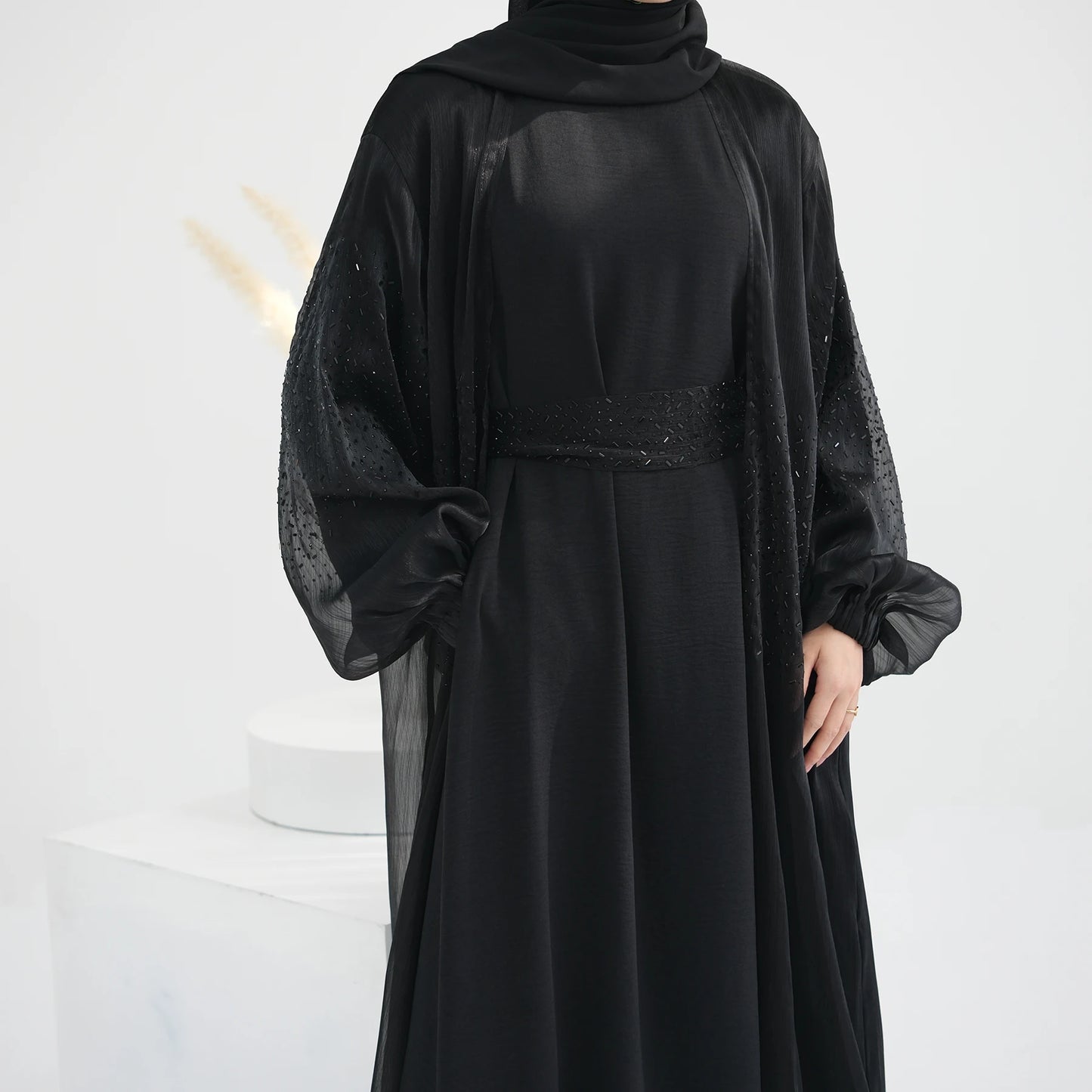 Oem New Design Shinning Polyester Open Abaya and Inner Dress 2 Piece Abaya Set Islamic Clothing Women Muslim Dress.