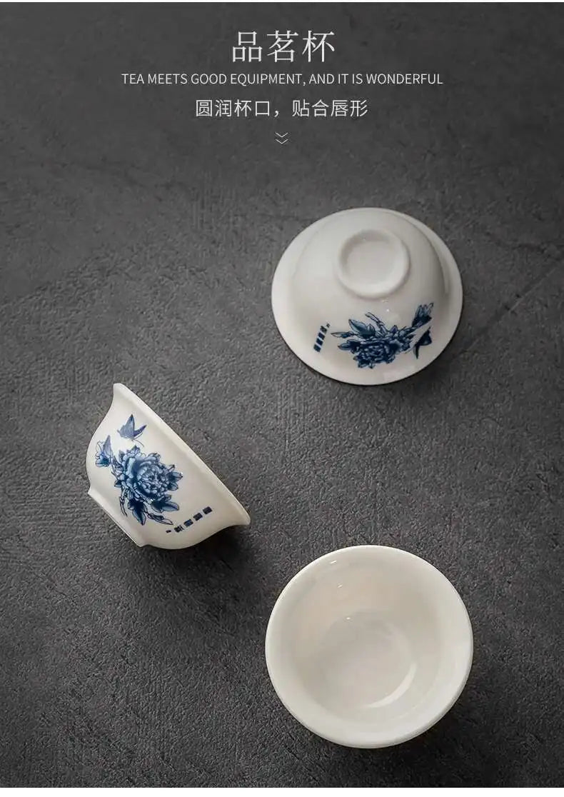 1 gaiwan 4 cups 1 teaboad Ceramic kungfu tea set household  one cover bowl four cups living room kungfu office reception.