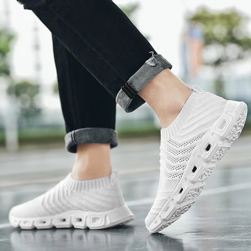 Hot Sale Harajuku Men Soft Casual Shoes Breathable Stylish Sport Sneakers Male Outdoor Flats Walking Sock Shoes Plus Size 39-48