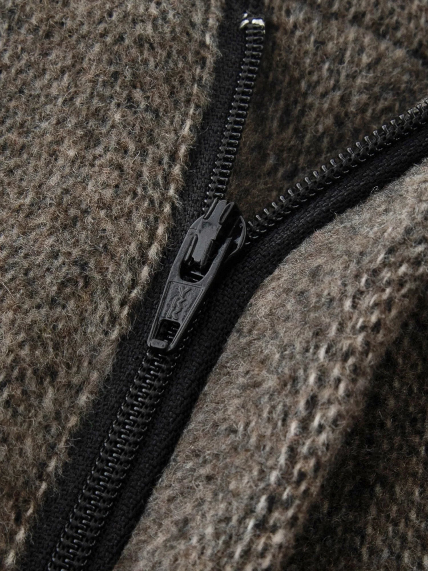 ZIQIAO Retro Mid-length Straight Skirt for Women 2025 Autumn and Winter New Slit Woolen Skirt Commuting Soft Warm British Style.