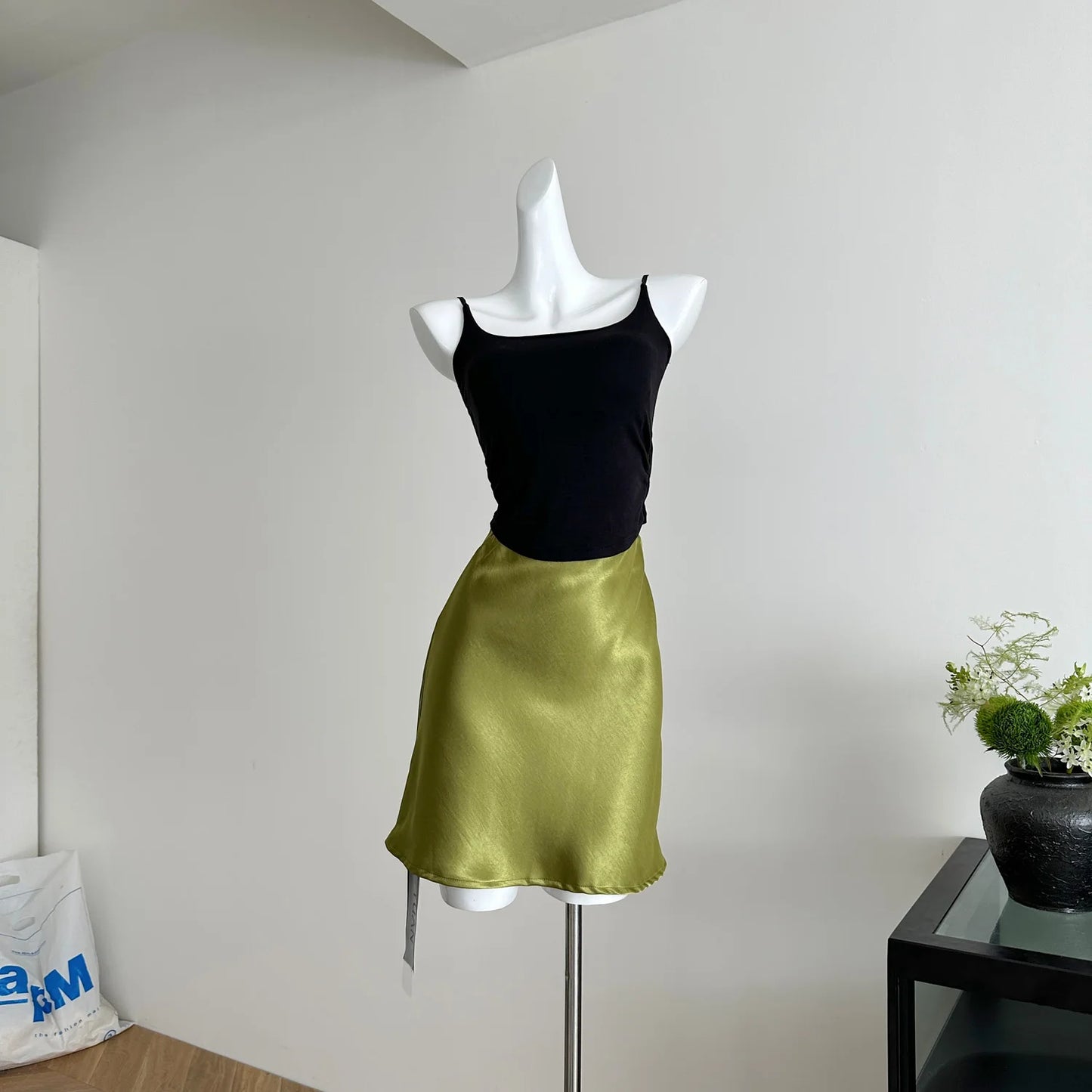 Women's Summer Elegant Acetate Short Meimard Short Skirt Lady Streetwear High Waist Slim Fishtail Mini Skirt.