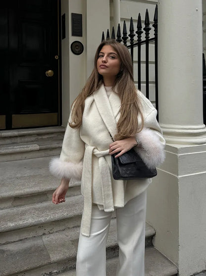 2025 Chic Revers Plüsch Mantel Mit Gürtel Frauen Vintage Feste Faux Pelz Hülse Tweed Offene Mäntel Weibliche Herbst Casual Straße outwear.