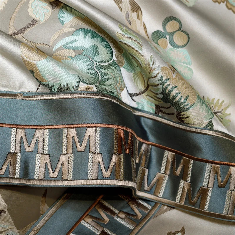 Luxury Satin Jacquard Egyptian Cotton 4/6/10Pcs European Palace Wedding Bedding Set Silky Duvet Cover Set Bed Sheet Pillowcases.