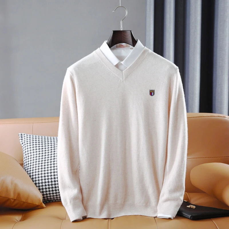 Soft Warm Pullover Cashmere Sweater Men's V Neck Thickened Classic Tops Autumn Winter New  Casual Solid Color Knitted Pullover.