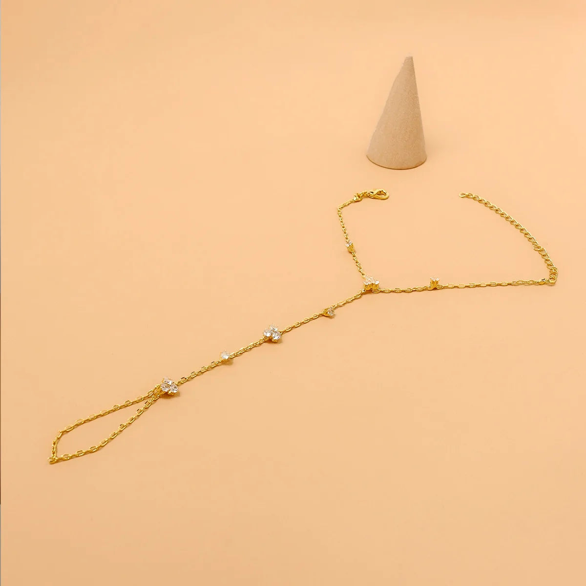 2025 Summer New Rhinestone Flower Bracelet Geometric Crystal Metal Bracelet for Women Beach Party Jewelry Accessories.