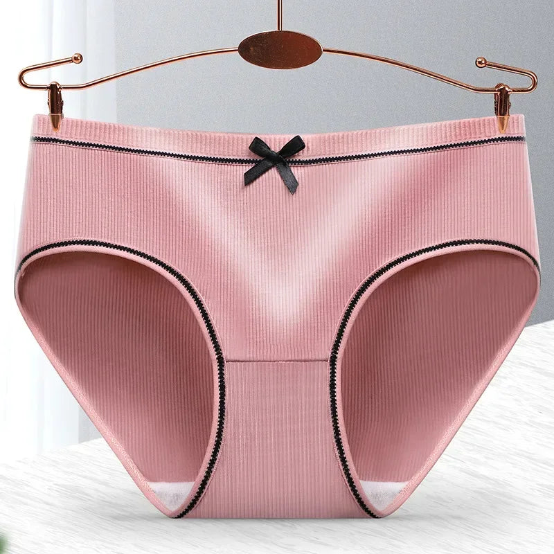 Ladies Cotton Underwear Panties Girls Sexy Seamless Antibacterial Crotch Breathable Briefs Mid-waist Large Size Women's Panties.