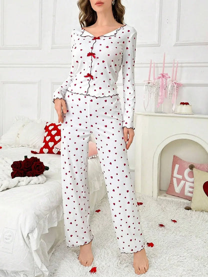 Autumn Winter Sleepwear for Women Two-piece Pajamas Set Heart-shaped Printed Long-sleeved Shirts and Long Pants Homewear.