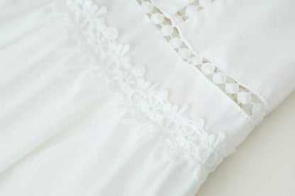 Modisches Slim-Fit-Midikleid mit V-Ausschnitt für Damen, Sommer 2022, aushöhlen, Spitzenbesatz, elegantes Kleid J5C226, knielang.