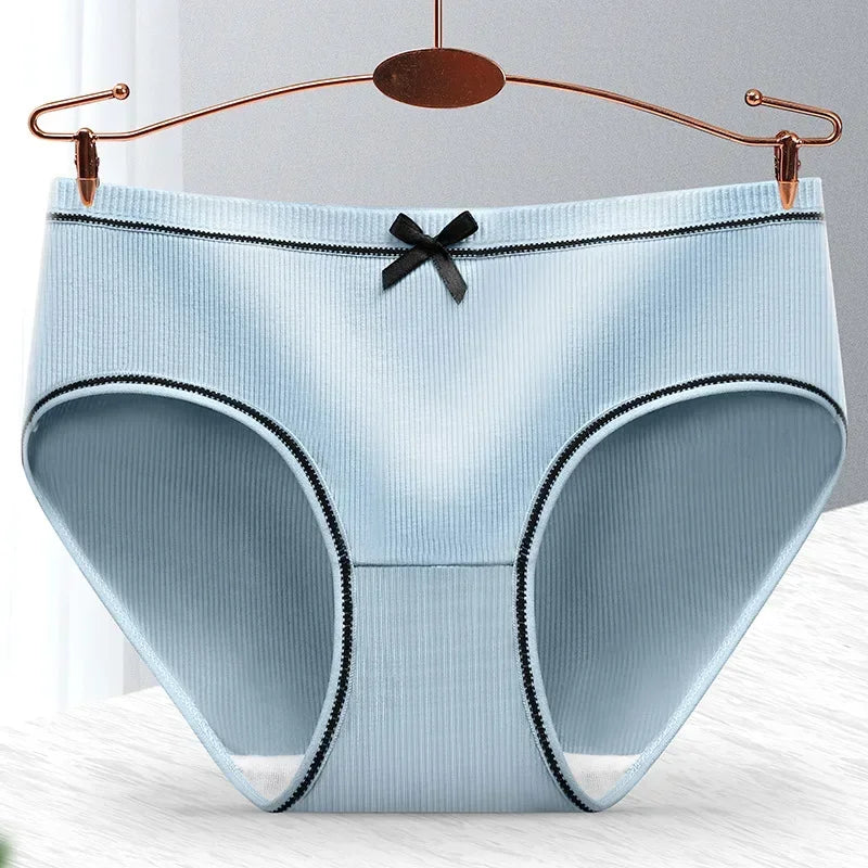 Ladies Cotton Underwear Panties Girls Sexy Seamless Antibacterial Crotch Breathable Briefs Mid-waist Large Size Women's Panties.