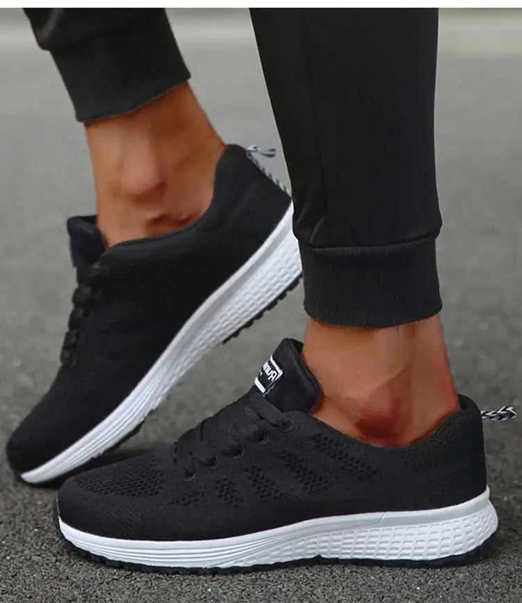 Women's Sneaker Classics Sports Shoes For Women Sneakers Gym White Shoes Zapatillas Mujer Vulcanize Shoes Women Casual Sneaker.