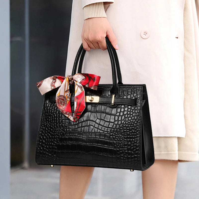 First-layer cowhide bag, red mother's bag, women's bag fashionable handbag, wedding  genuine leather shoulder bag.