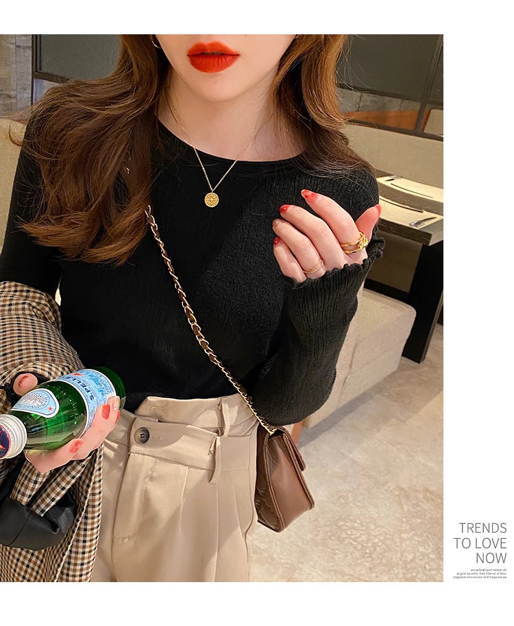 2025Oansatz Rippen Langarm Koreanische Dünne Weibliche Pullover Frauen Pullover Stricken Weiche Jumper Tops Geraffte Herbst Winter Tops.