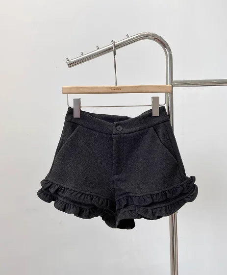 Autumn Winter New Woven Tweed Fungus Edge Buckle Shorts Femininity Versatile High Waist Pure Desire Wind Boots Short Pants.