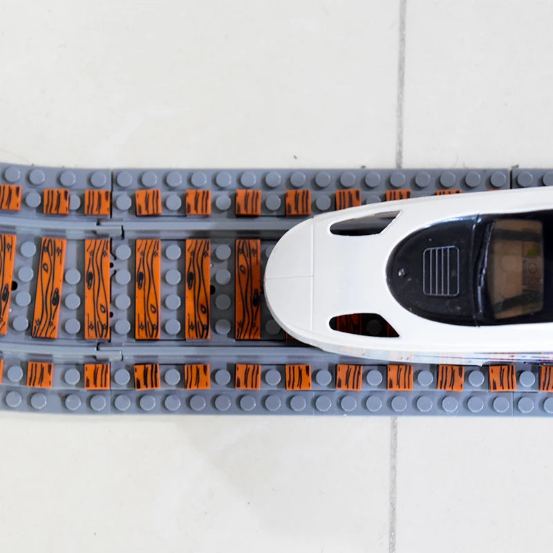 MOC City Creative Idea Train Straight and Curved Rails Base Tracks Shoulder Building Blocks Bricks Accessories DIY kid Toys gift.