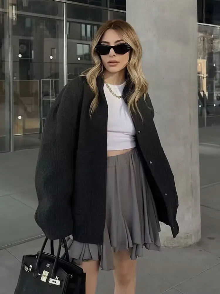 TRZA Frauen Mode Mit Taschen Übergroßen Bomber Jacke Mantel Vintage Langarm Druckknopf Weibliche Oberbekleidung Chic Tops.