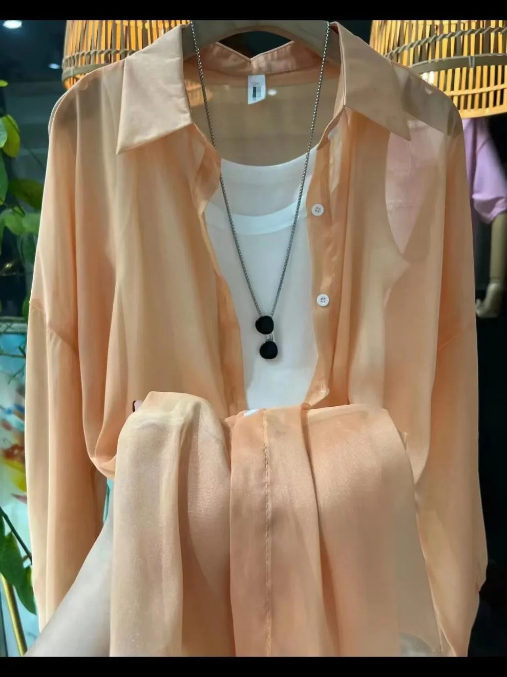 1pcs Woman Four Seasons Shirt Lady Thin Sunscreen Shirts Female Casual Long Sleeve Turn-down Collar Loose Med-Length Style Tops.