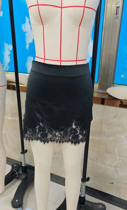 Combhasaki Women Summer Chic Floral Lace See-through Hem Patchwork Side Zipper Waist Slim Bodycon Silky Short Mini Pencil Skirts.