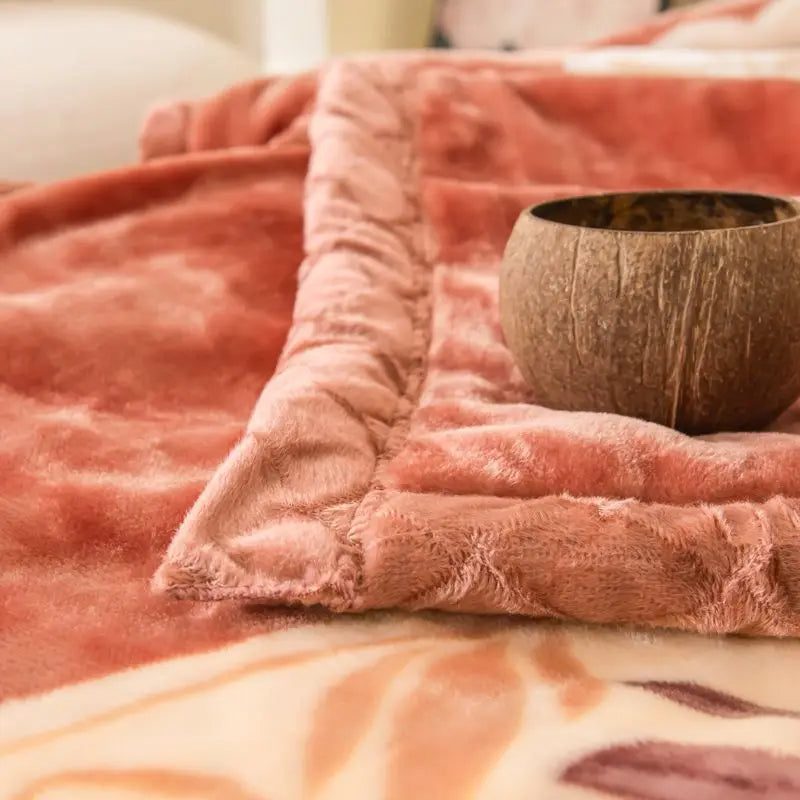 Nordic Style Geometric Printed Blanket Two Person Winter Thickened Quilt Coral Fleece Material Easy To Maintain Plush Bed Sheets.