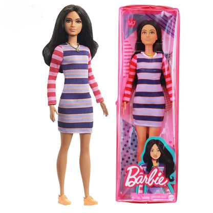 Original Barbie Fashionistas Dolls Multiple Body Shapes Skin Tones 1/6 Dress Up Accessories Kids Toys for Girls Trends Clothes.