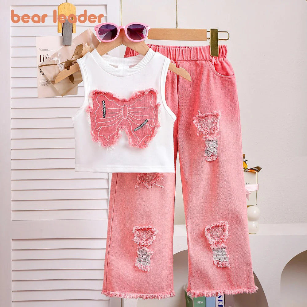 Bear Leader 2025 Summer 4-6 Year Old Streetwear Girls' Sets Sleeveless Butterfly Vest+Pink Cowboy Piercing Patch Pants 2-Pcs Set.