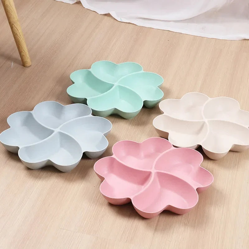 4-grid Fruit Plate Tray Heart Shaped Creative Plates Storage Box Dried Fruit Snack Plates Divided Candy Dessert Plate Container.
