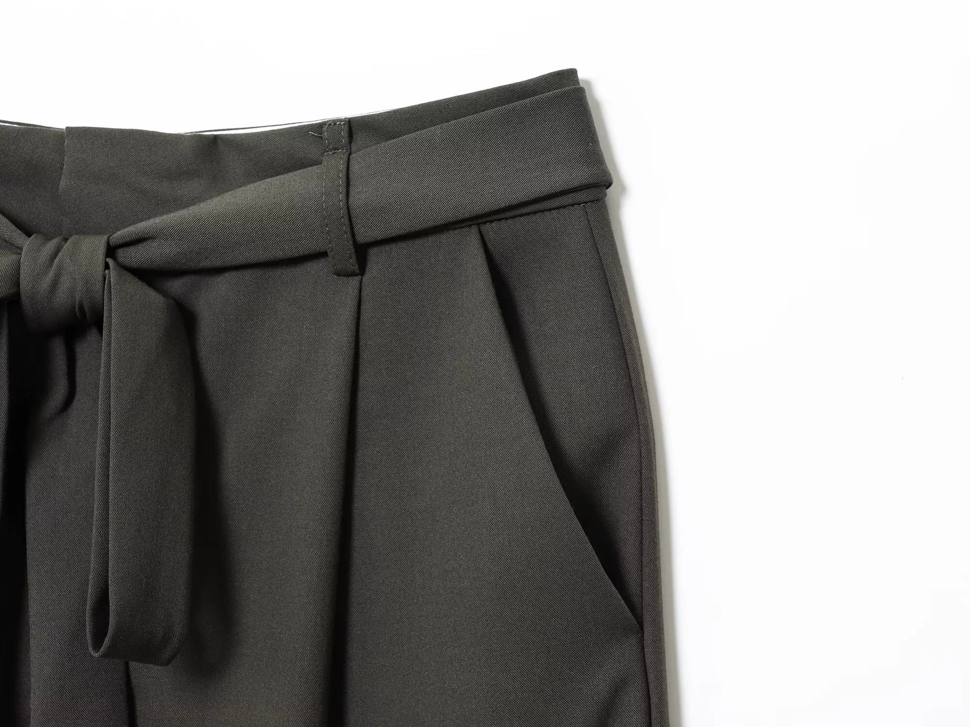 ZERAINS Autumn women's sleeveless V-neck short vest loose fit with waistband pleated high waisted pants set.