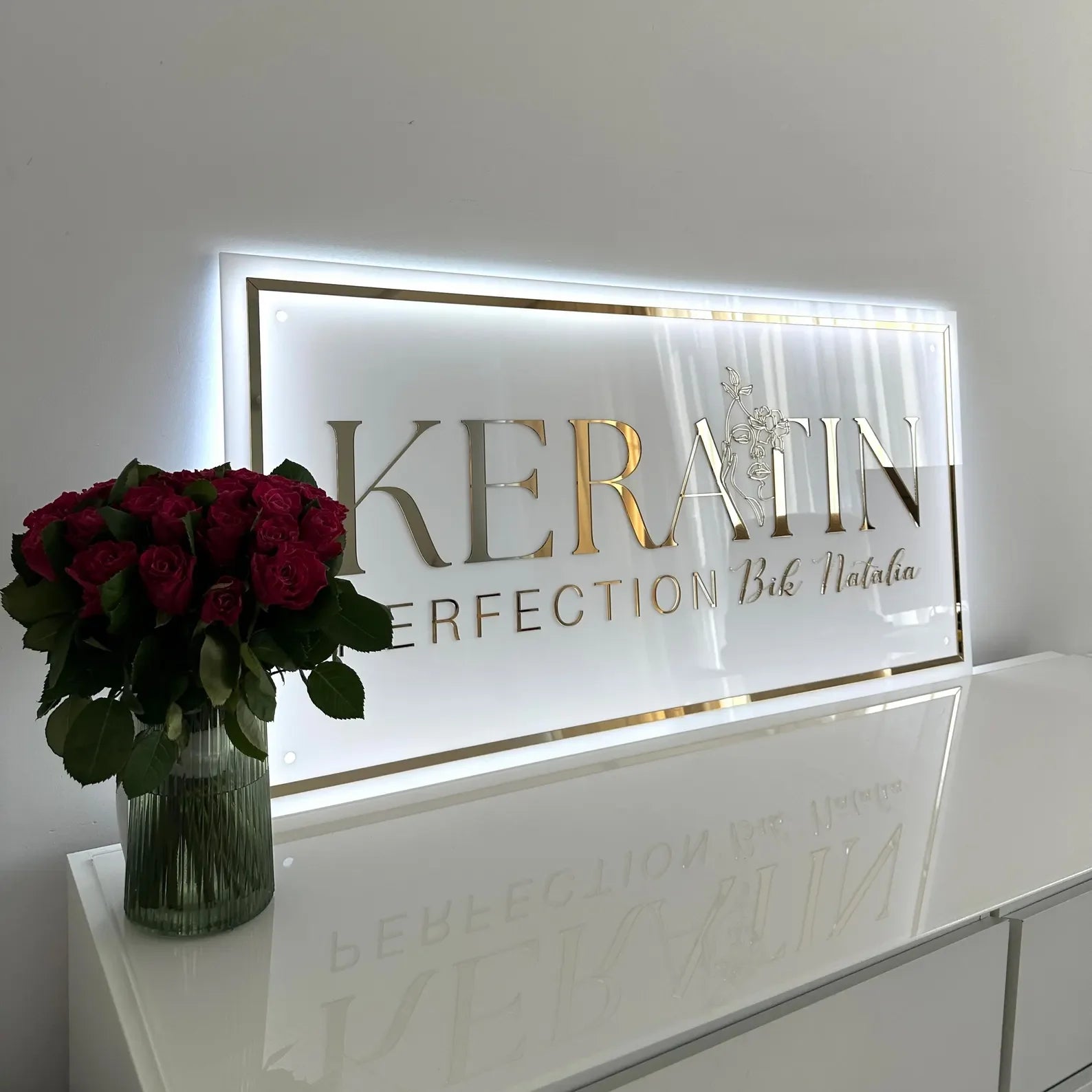 Custom Business Logo LED Sign Backlit Acrylic 3D Rectangle Wall Decor for Beauty Salon Office Company Logo Lighting Signage.