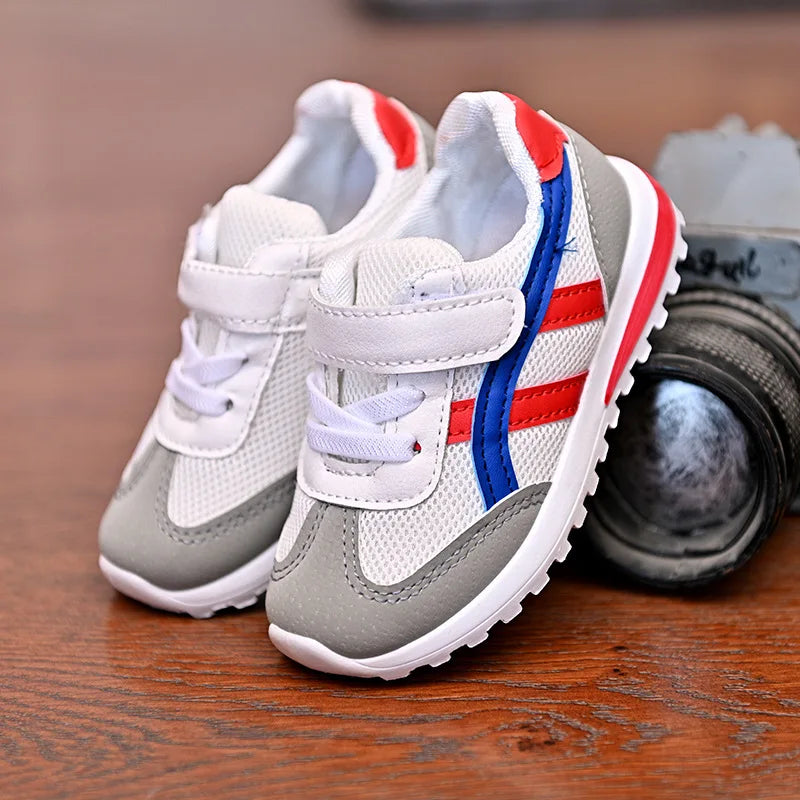 New Four Seasons Children's Sneakers Kids Shoes soft sole non-slip Casual Student Running Shoes Fashion Breathable baby shoe.