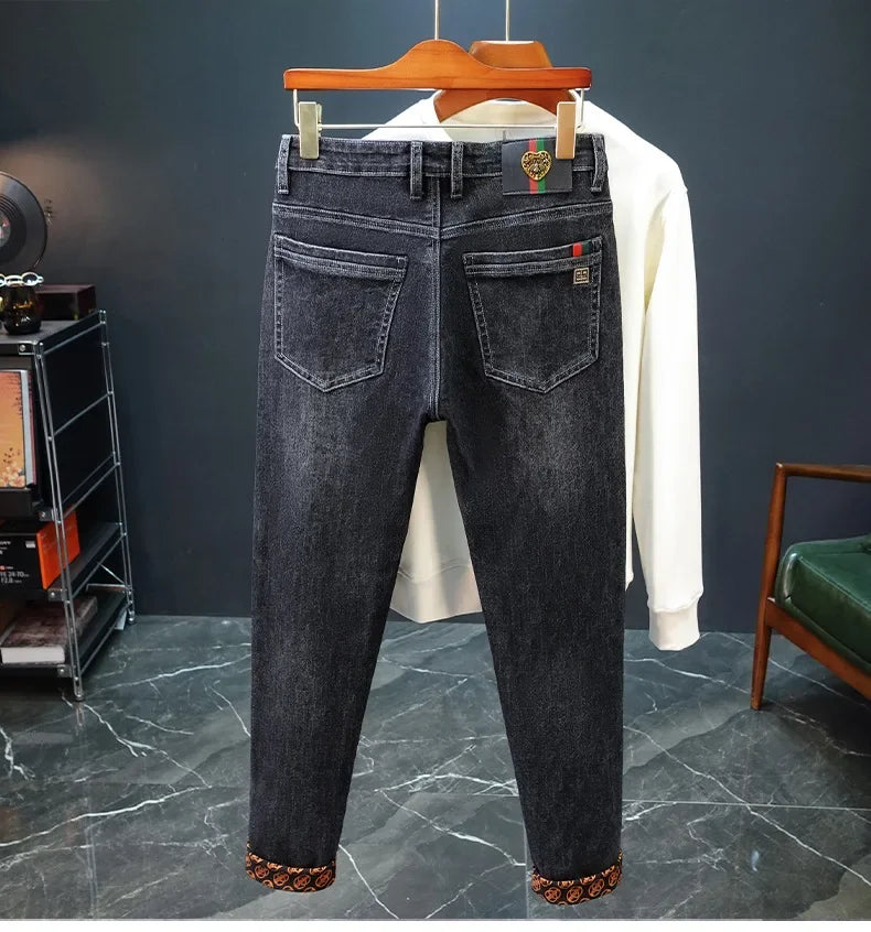 Gestickte Slim-Fit-Jeans mit geradem Bein, High-End-Freizeithose für Herren, durchgehender Bodendruck, dehnbar, trendige Marken-Freizeitjeans.
