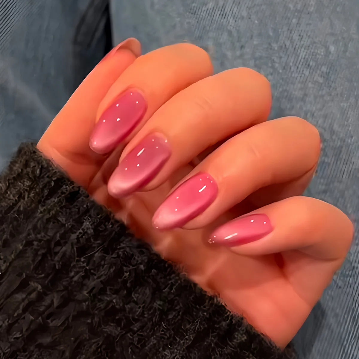 24pcs Glossy Red Cat's Eye Press On Nails Full Cover Nude Color Wearable Almond False Nails Charms Detachable Fake Nail For Girl