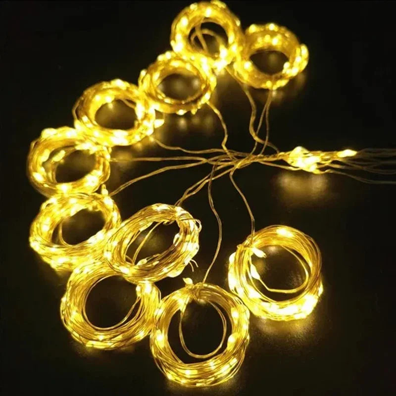300 LED-Vorhang-Lichterkette, 8 Modi, USB-Stecker, Kupferdraht, Lichterkette für Schlafzimmer, Fenster, Weihnachten, Hochzeit, Party, warmweiß.