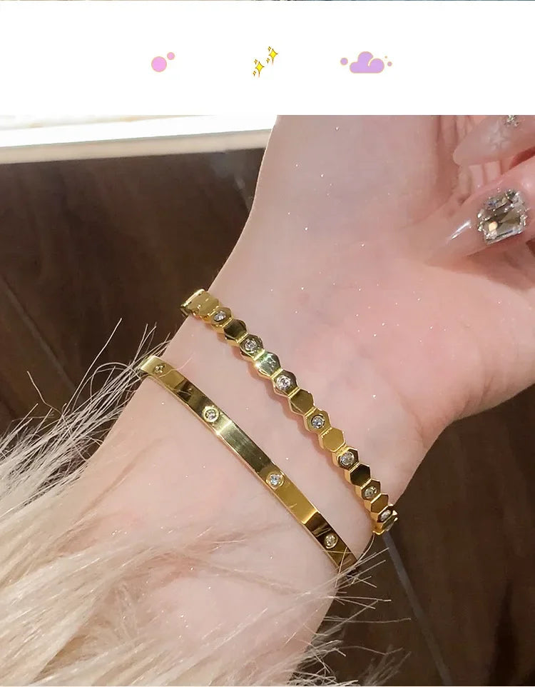 Titanium Steel Gold Silver Color Bangles for Women Girls Trend Waterproof Jewelry Luxury Sparkling Zircon Bracelet Bangle.