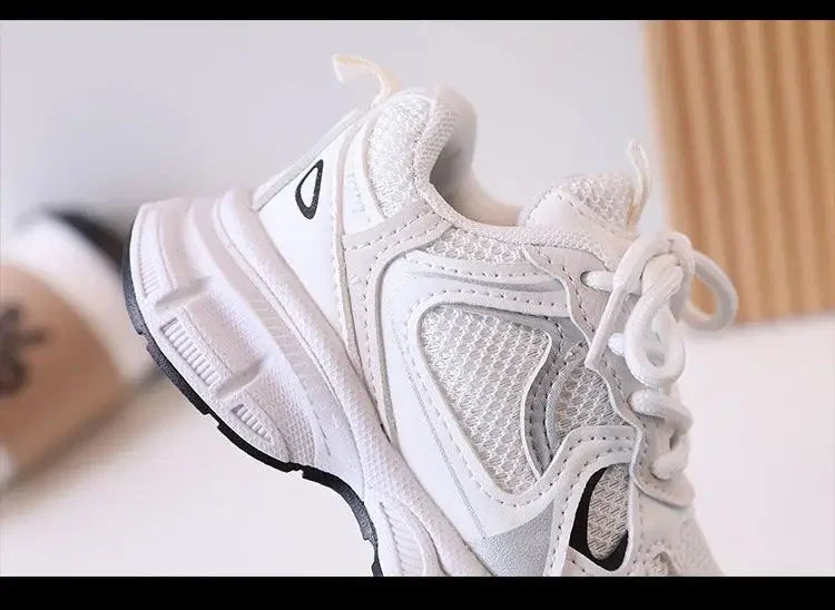 Children Tennis Shoes Versatile Non-slip White Sneakers for Kids Girls Fashion Causal Breathable Toddlers Boys Sports Shoes Hot.