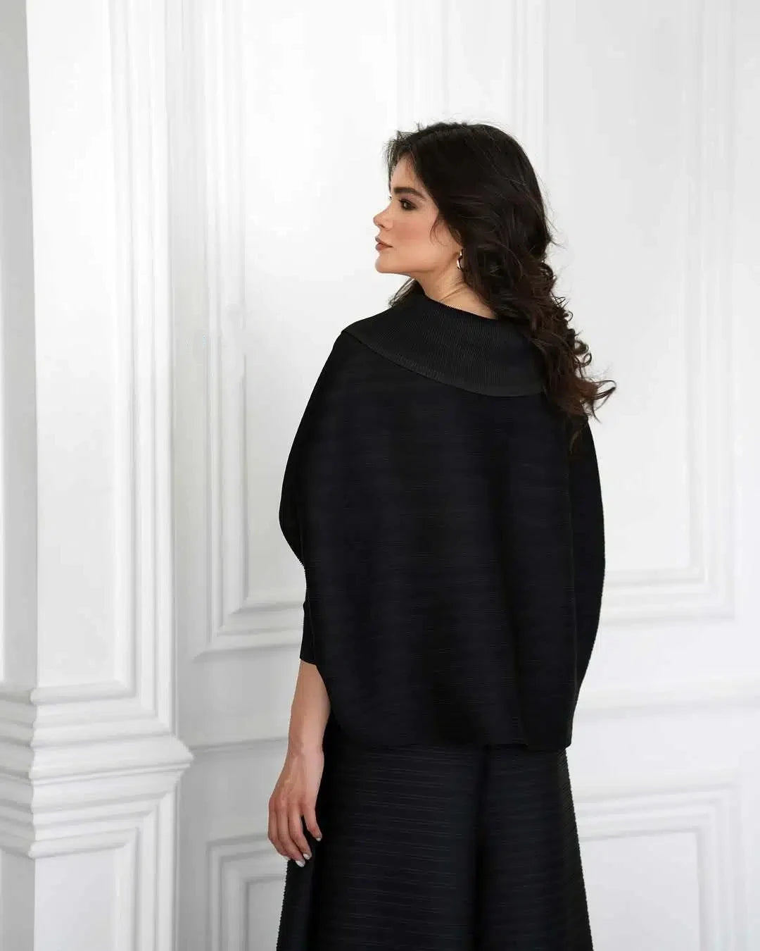 YUDX Miyake Pleated New Women's Fashion Clothing Set, Stand Up Collar Bat Sleeve Top, Wide Leg Pants Two-piece Set.