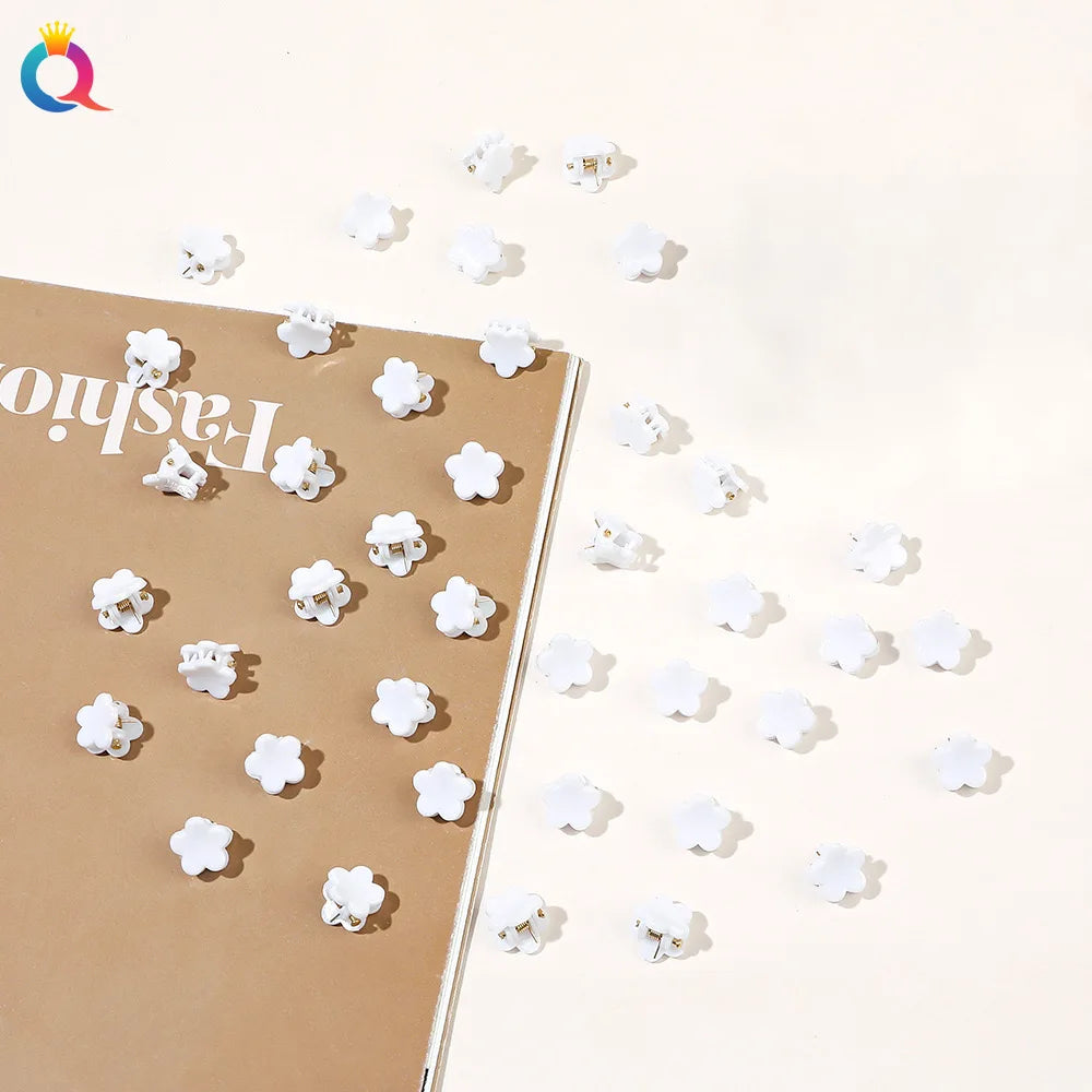 50Pcs Flower Hair Clips Multi color Mini Cute Hair Styling Accessories for Girls and Women Birthday Gifts,10 Colors at Least.